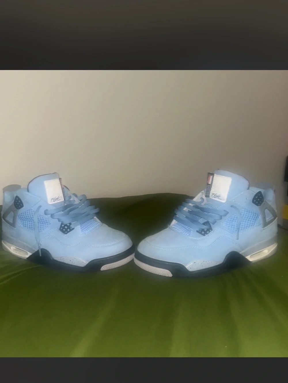 Air Jordan 4 UNC Size 13 Men’s Shoes